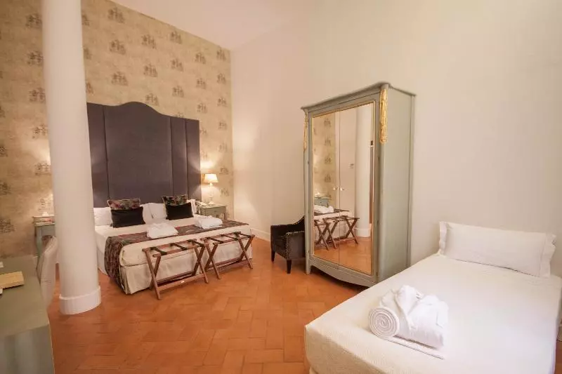 Deluxe Kolmen Hengen Huone, Palacio Pinello