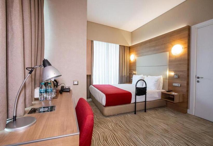 Pokój Typu Standard Przystosowany dla Osób Niepełnosprawnych, Ramada Encore Istanbul Kartal