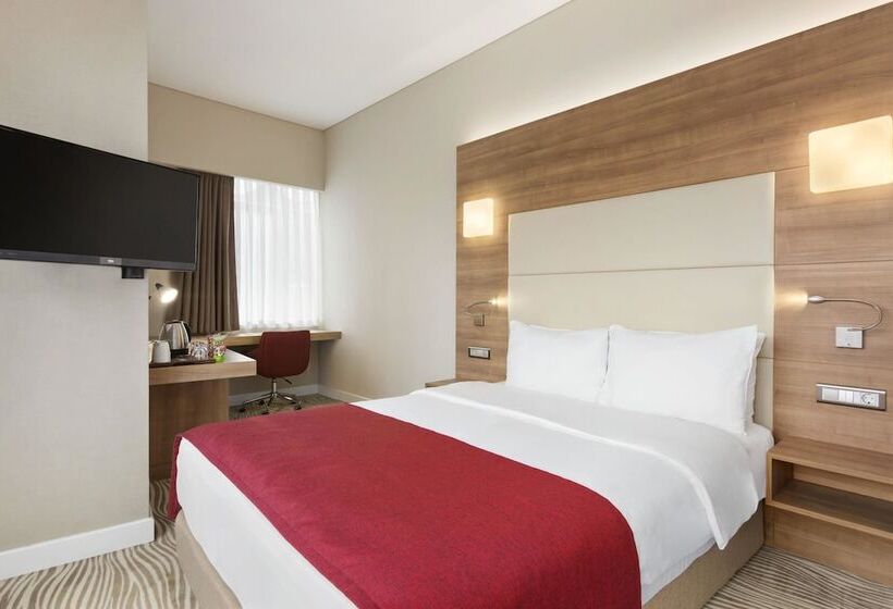 Pokój klasy Biznes, Ramada Encore Istanbul Kartal