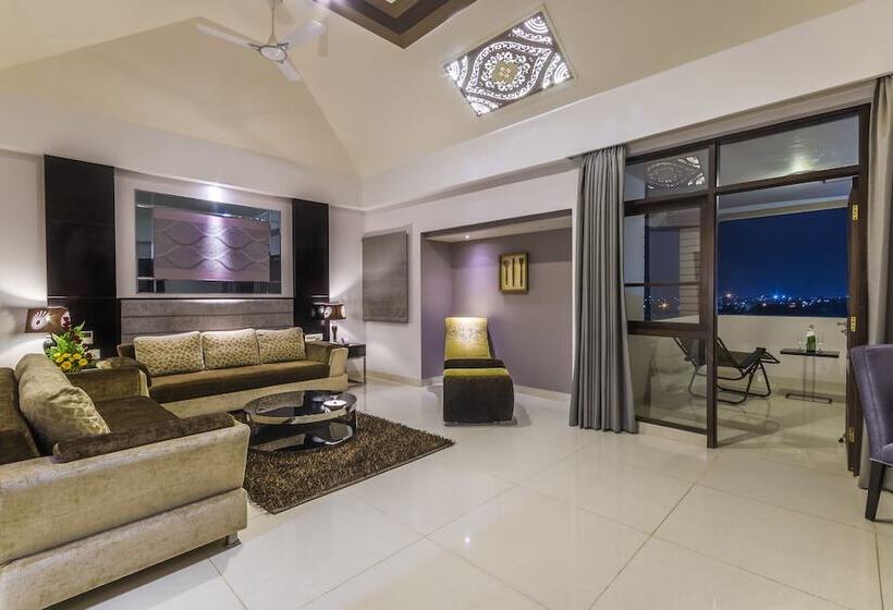 デラックスルーム, Regenta Resort Bhuj, By Royal Orchid Limited