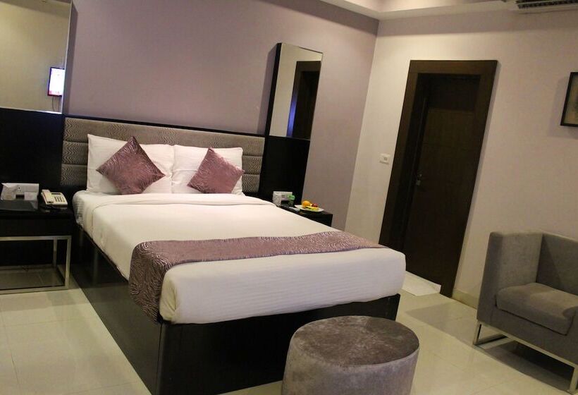 エクゼクティブルーム, Regenta Resort Bhuj, By Royal Orchid Limited
