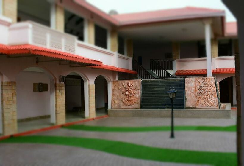 デラックスルーム, Regenta Resort Bhuj, By Royal Orchid Limited