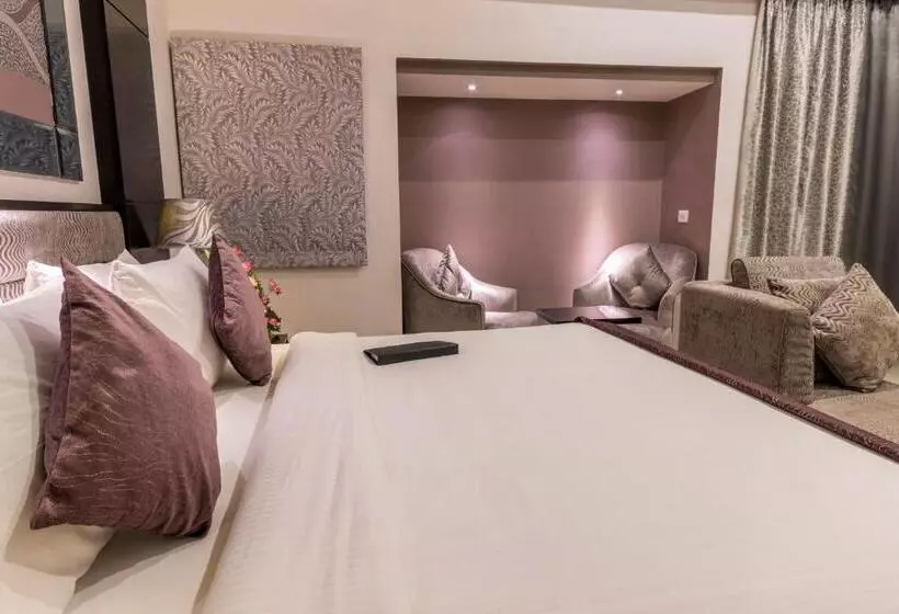 デラックスルーム, Regenta Resort Bhuj, By Royal Orchid Limited