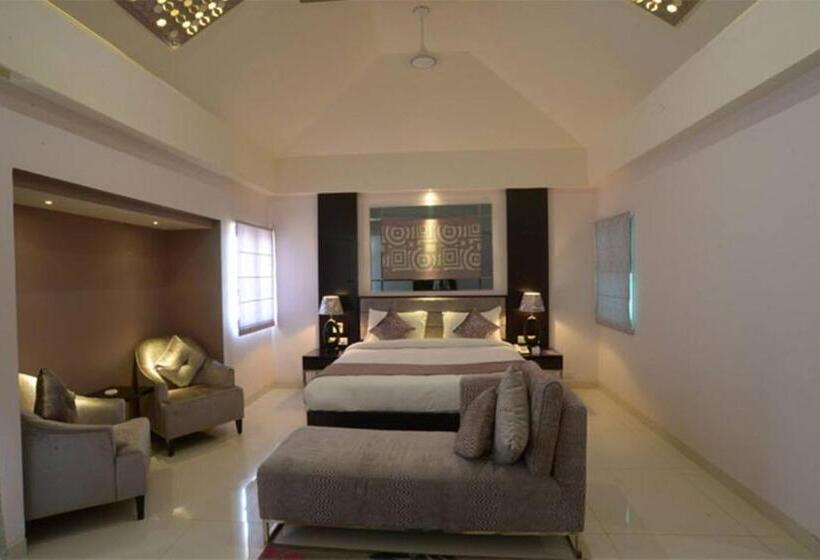 デラックスルーム, Regenta Resort Bhuj, By Royal Orchid Limited