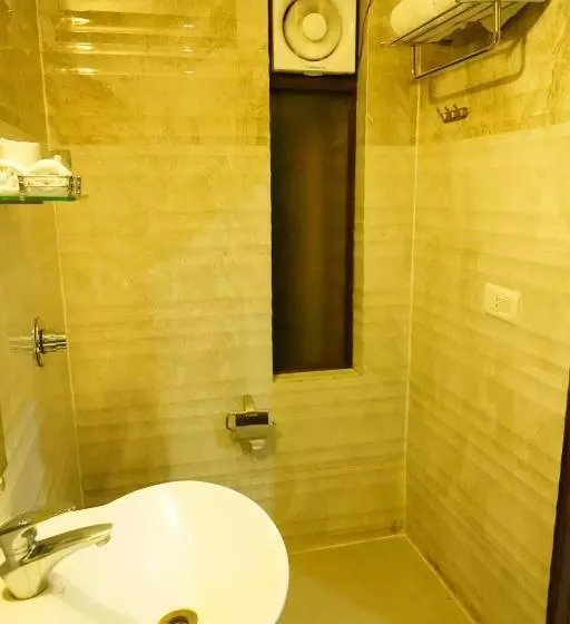エクゼクティブルーム, Regenta Resort Bhuj, By Royal Orchid Limited