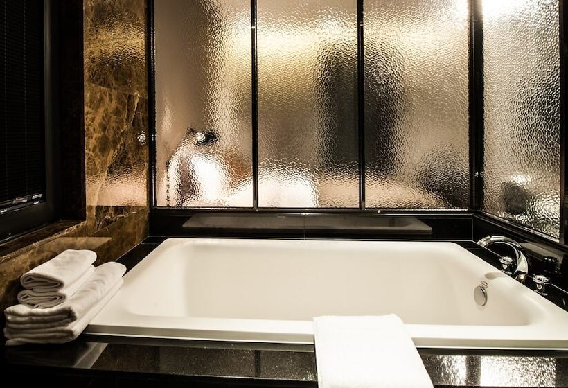 Quarto Superior, Sr Hotel Sadang