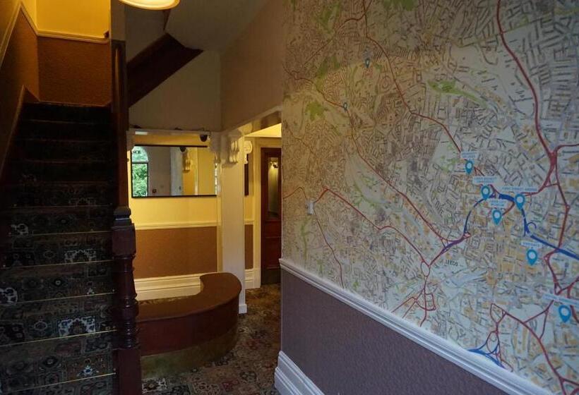 Habitació Triple Estàndard, The Boundary Hotel   B&b