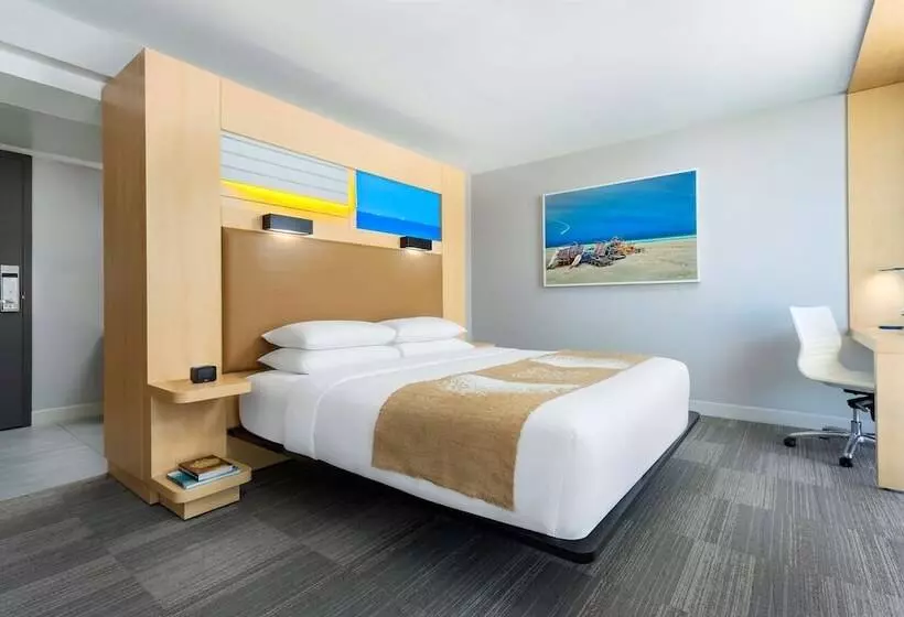 キングサイズベッドのスタンダードルーム, The Gates Hotel South Beach