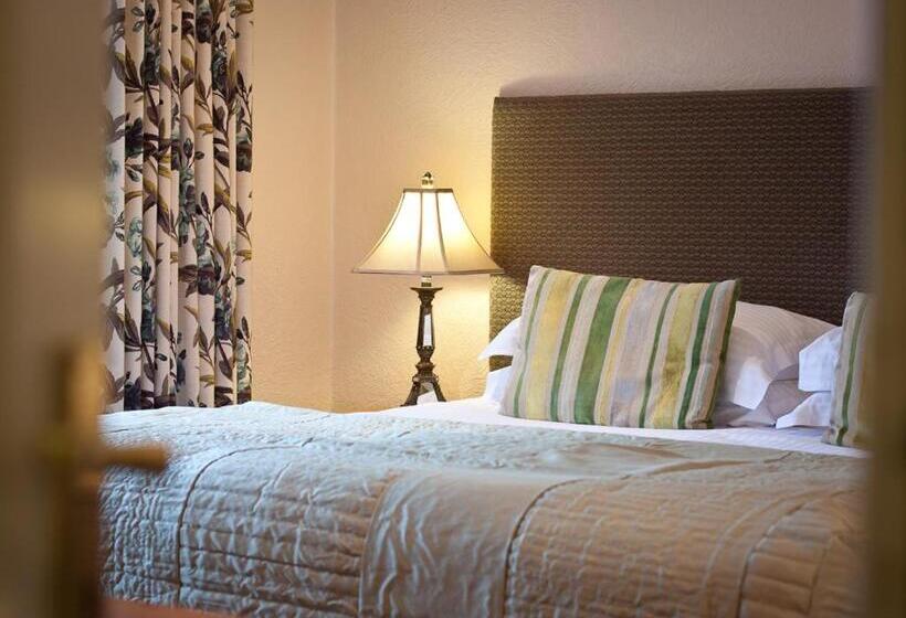 اتاق سوپریور, The Howbeck & The Retreat Incl Off Site Health Club And Parking Ev Point Available