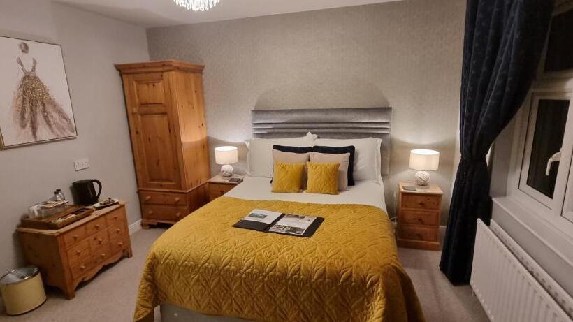 اتاق عادی, The Howbeck & The Retreat Incl Off Site Health Club And Parking Ev Point Available