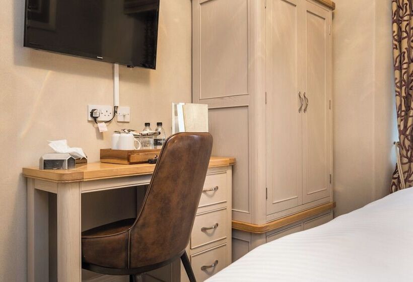 اتاق سوپریور, The Howbeck & The Retreat Incl Off Site Health Club And Parking Ev Point Available