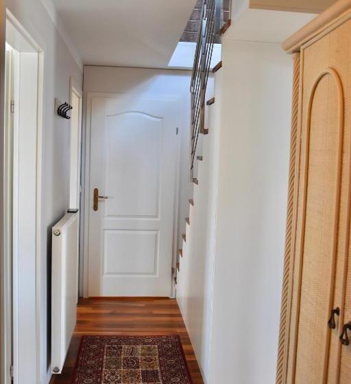 آپارتمان خانوادگی 2 خوابه, Vacation House Vila Mia