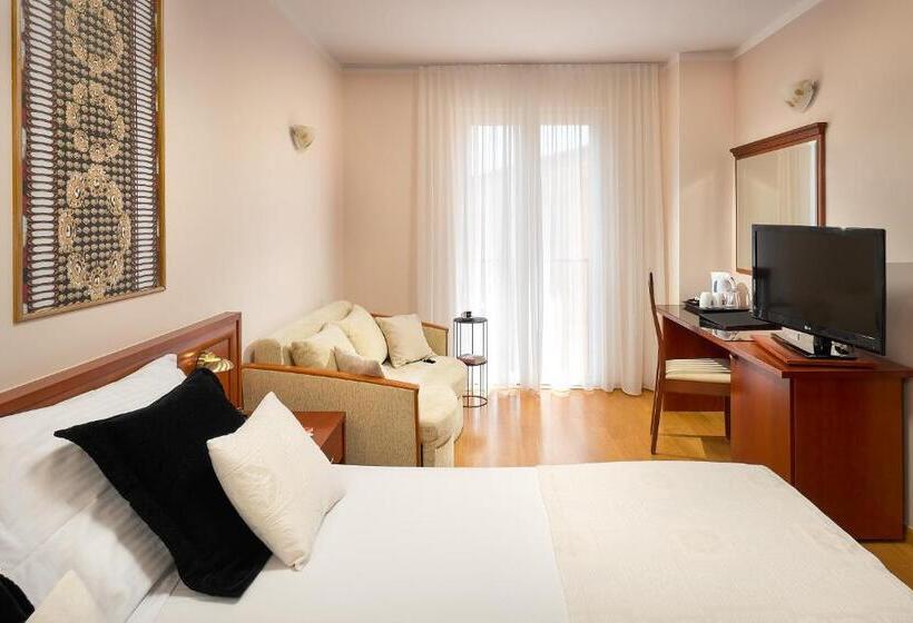 غرفة قياسية, Villa Andrea