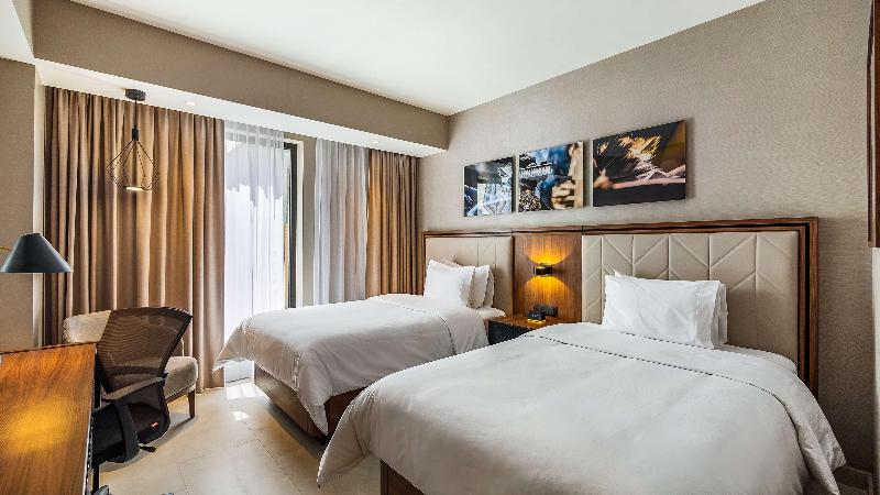 جناح جونيور مطلّ علي البحر, Villa Andrea