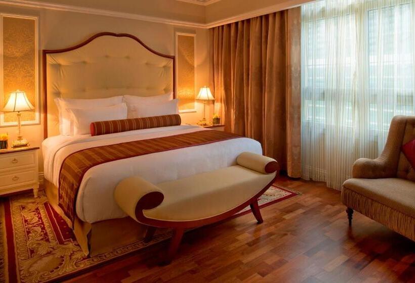 اتاق سوپریور با تخت بزرگ, Warwick Doha