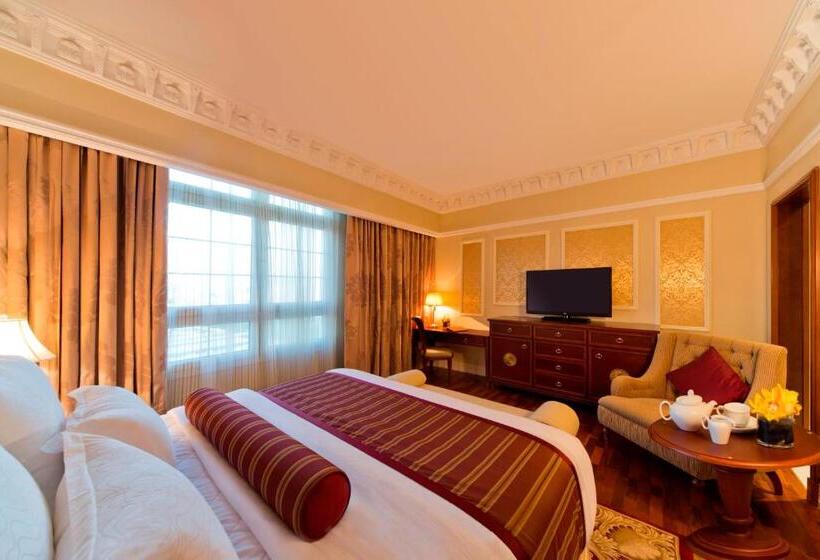Quarto Superior Cama King, Warwick Doha