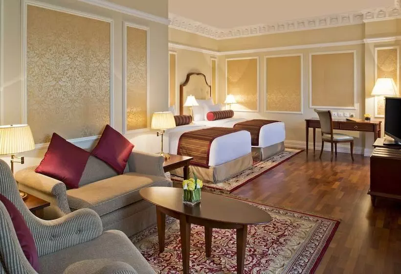 سوییت جونیور, Warwick Doha