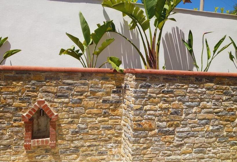 חדר דלוקס לשלושה, Zest Exclusive Hotel & Spa