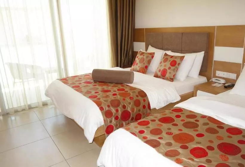 Deluxe Kolmen Hengen Huone, Zest Exclusive Hotel & Spa
