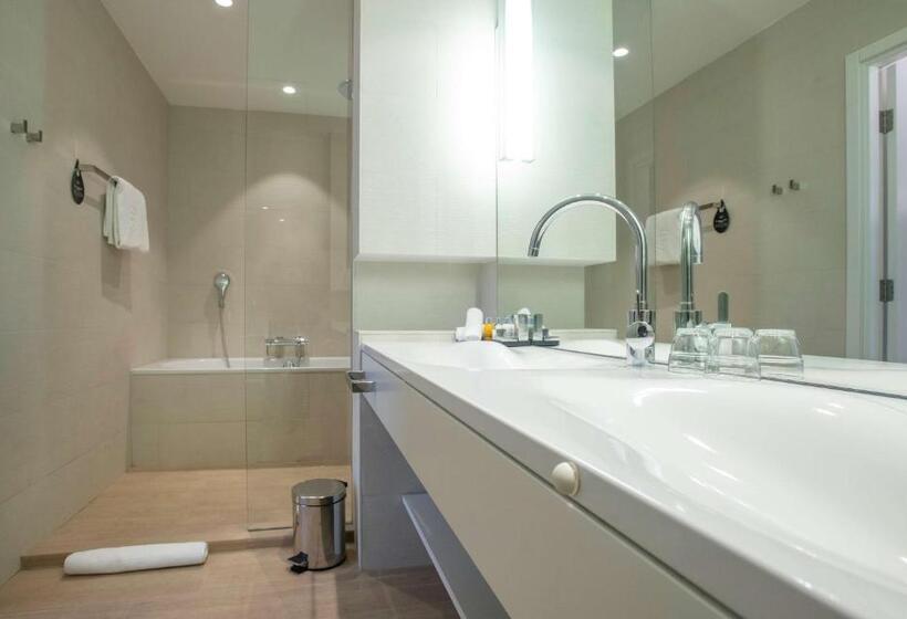 סוויטה, Radisson Collection Hotel, Old Mill Belgrade