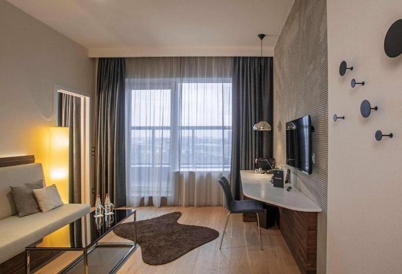 סוויטה, Radisson Collection Hotel, Old Mill Belgrade