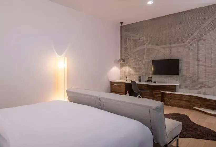 اتاق سوپریور, Radisson Collection Hotel, Old Mill Belgrade