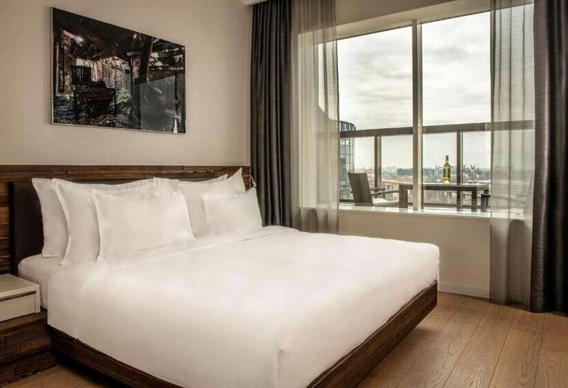 سوییت, Radisson Collection Hotel, Old Mill Belgrade