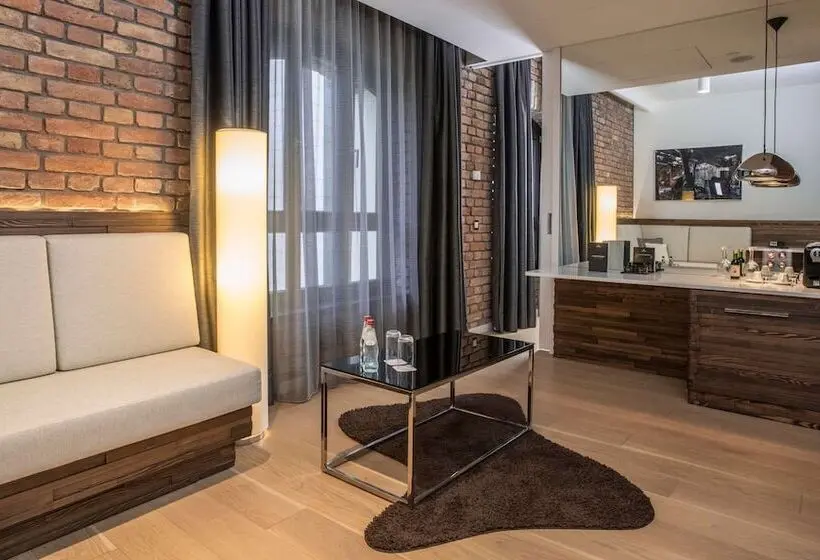 سوییت جونیور, Radisson Collection Hotel, Old Mill Belgrade