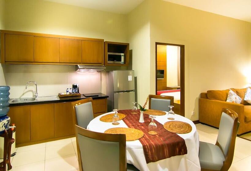 דירת שני חדרים, Seminyak Square Hotel And Villas