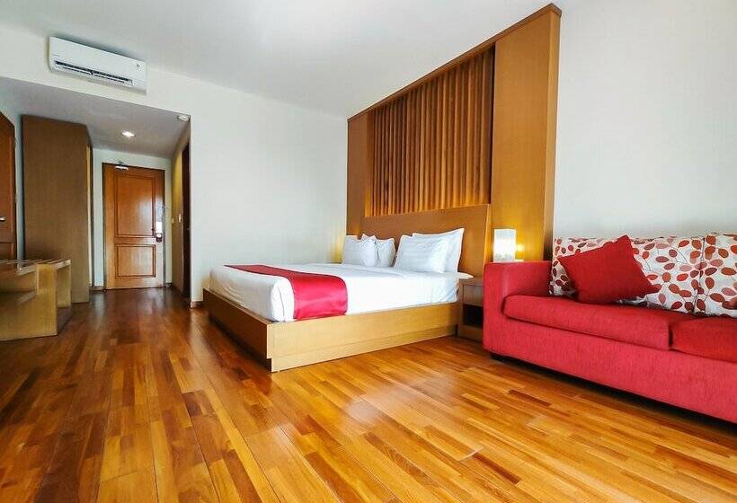 נוף לבריכה, Seminyak Square Hotel And Villas