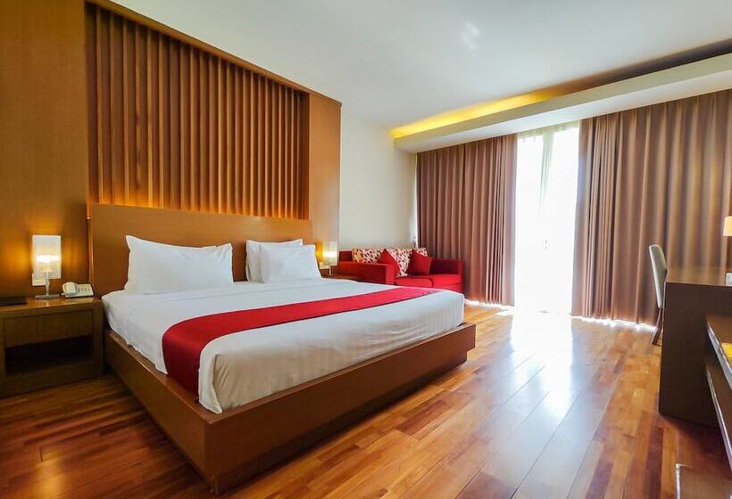 נוף לבריכה, Seminyak Square Hotel And Villas