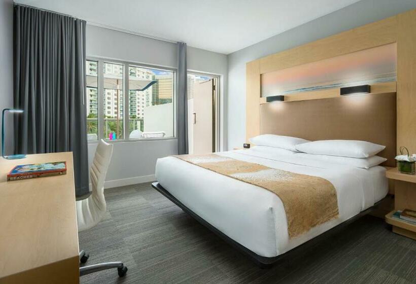 غرفة قياسية سرير كينج, The Gates Hotel South Beach