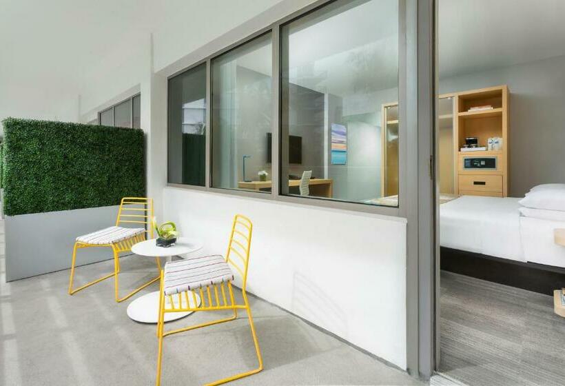 Стандартный Номер Кровать Кинг, The Gates Hotel South Beach