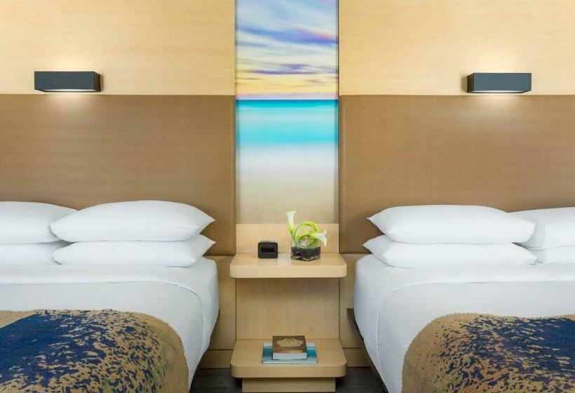 غرفة قياسية, The Gates Hotel South Beach