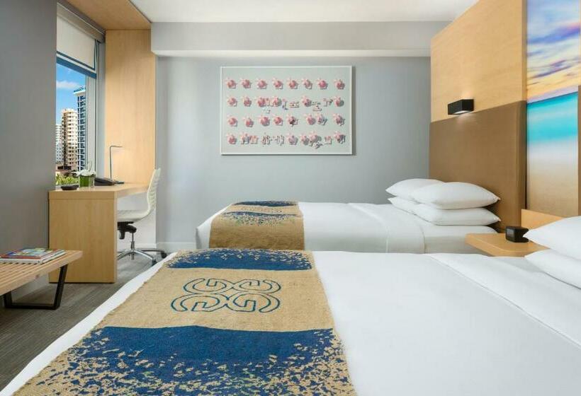 غرفة قياسية مطلّة علي حمام السباحة, The Gates Hotel South Beach
