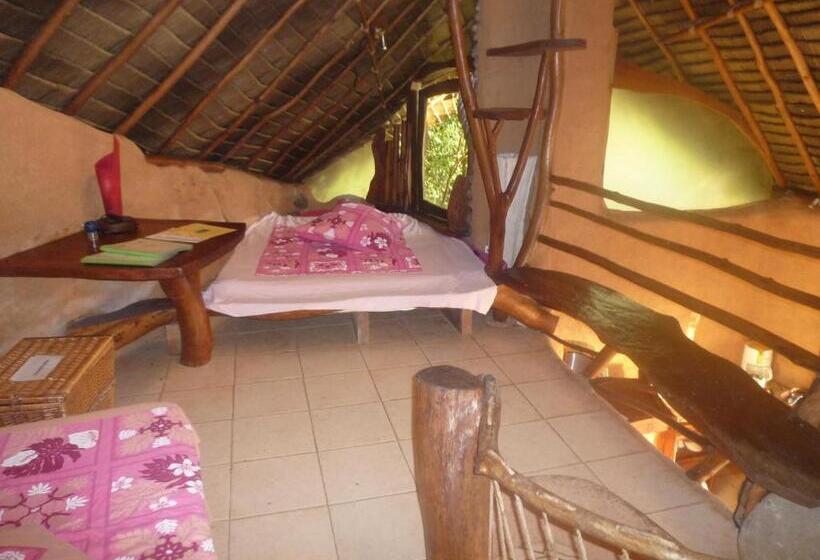 بانگلوی استاندارد, Vanira Lodge