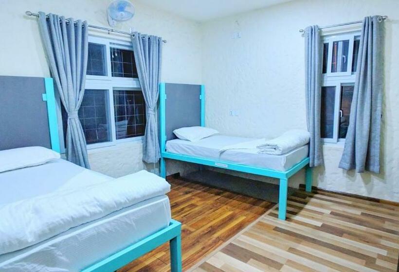اتاق استاندارد با سرویس بهداشتی مشترک, Hostel Nepal Pvt Ltd