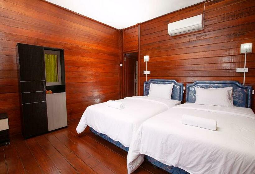 غرفة قياسية مزوَّدة بشُرفة, Maratua Dive Center And Lodge