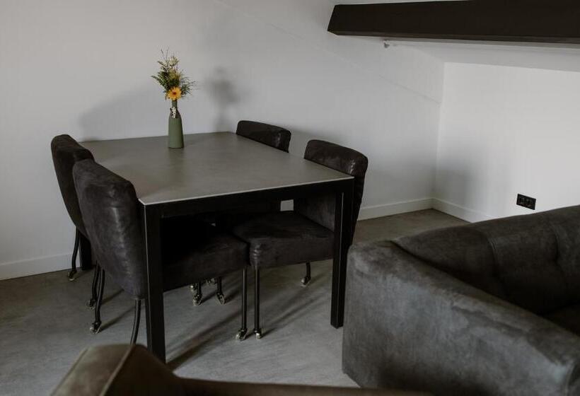 Семейное Студио, De La Rue Vakantiesuites