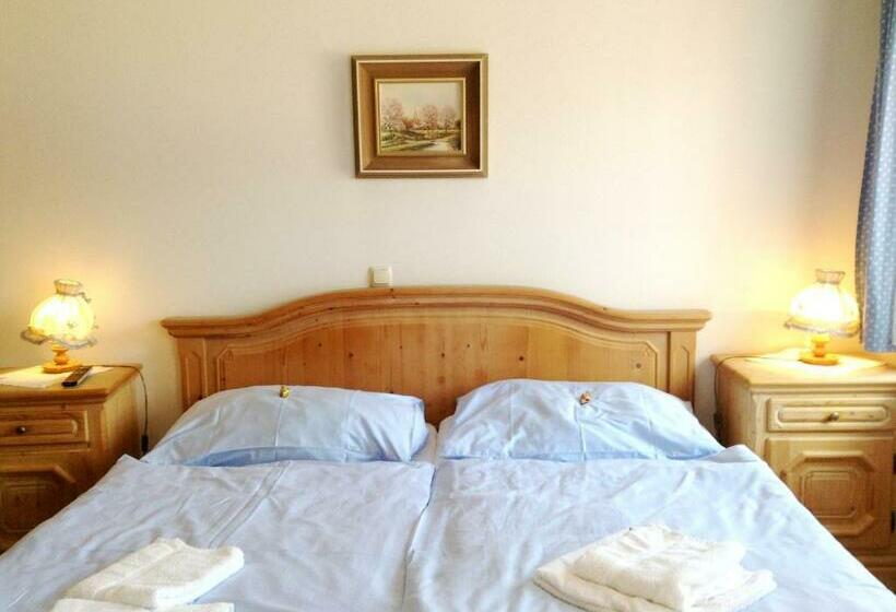 Номер Стандарт, Frühstückspension Zur Post Reisinger Kg St Oswald