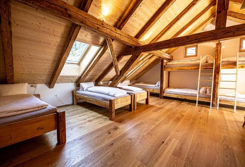 חדר משפחתי, Gasthaus Rössli