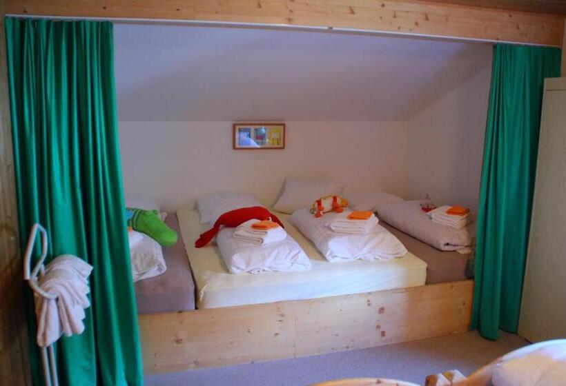 חדר משפחתי חדר אמבטיה משותף, Gasthaus Rössli