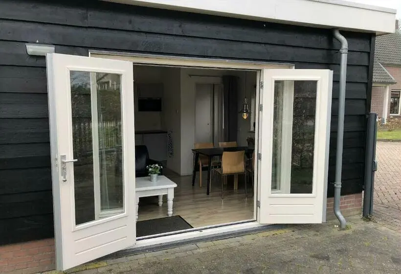 ２ベッドルームアパートメント, B&b Oostzomerland