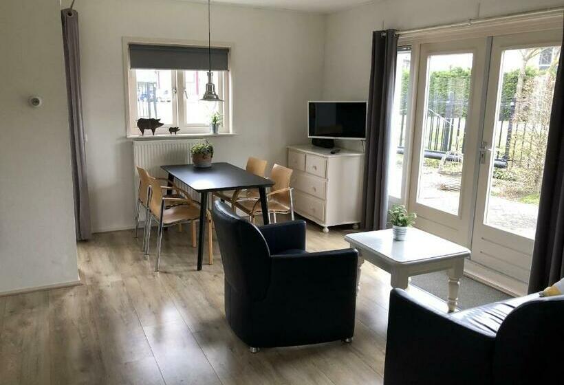 ２ベッドルームアパートメント, B&b Oostzomerland