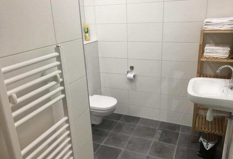 スタンダード４人部屋, B&b Oostzomerland