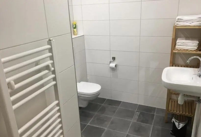 スタンダード４人部屋, B&b Oostzomerland