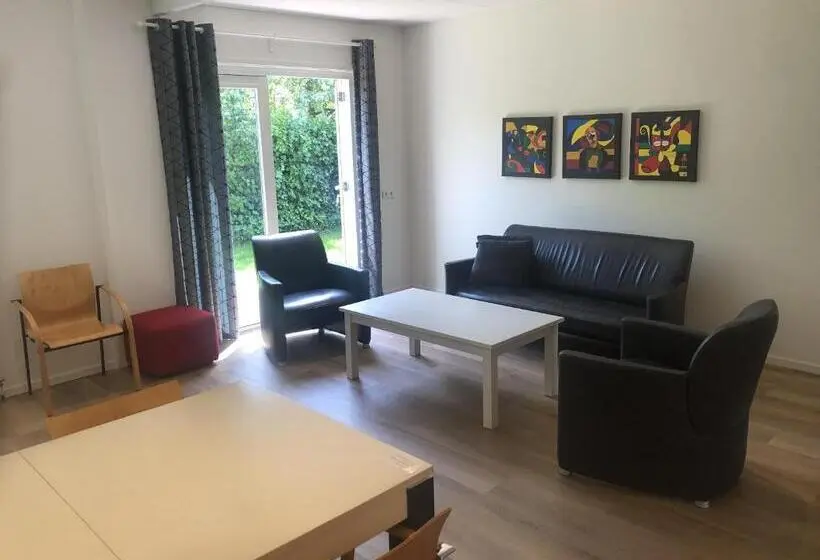 スタンダード４人部屋, B&b Oostzomerland