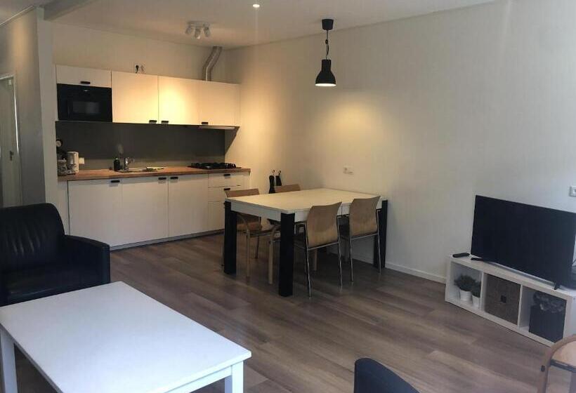 スタンダード４人部屋, B&b Oostzomerland