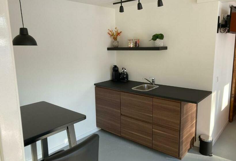 غرفة قياسية مطلّة علي الحديقة, B&b  T Onderkomen