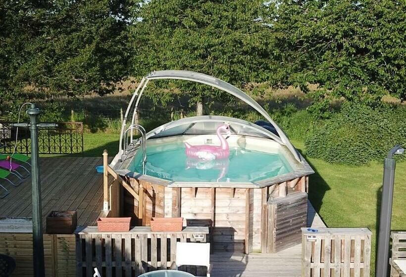 スタンダードシングルルーム, Chambres D Hôtes La Difference Le Pressoir